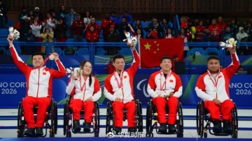 百家乐官方网站-中国轮椅冰壶队：带着坚守与热爱，再启新征程|岳清爽|AC米兰|冬残奥会|王海涛|陈建新_新浪体育_新浪新闻